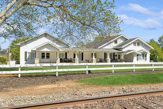 Woodstock Funeral Home gallery image 1